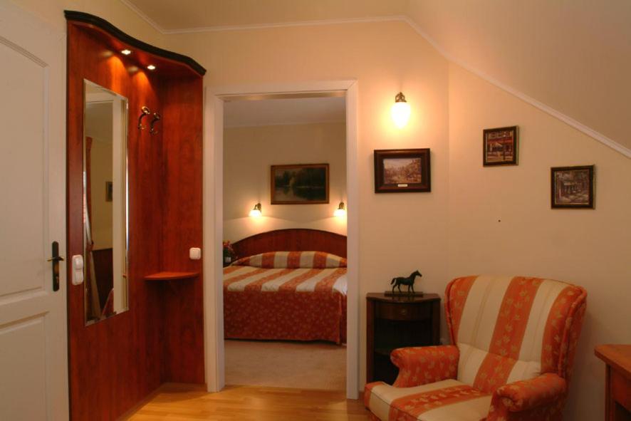 Patria Panzio Bed & Breakfast Eger Eksteriør bilde
